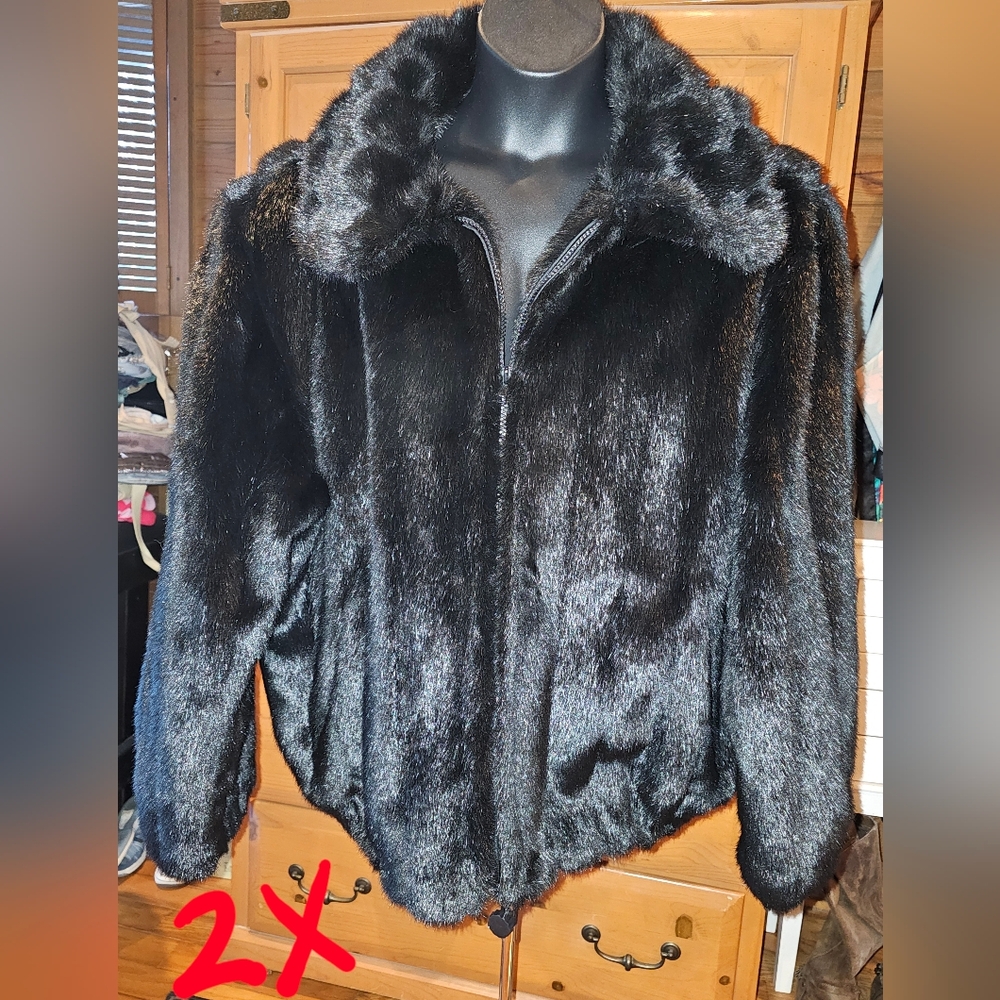 Women's Black Faux Fur Jacket 2X